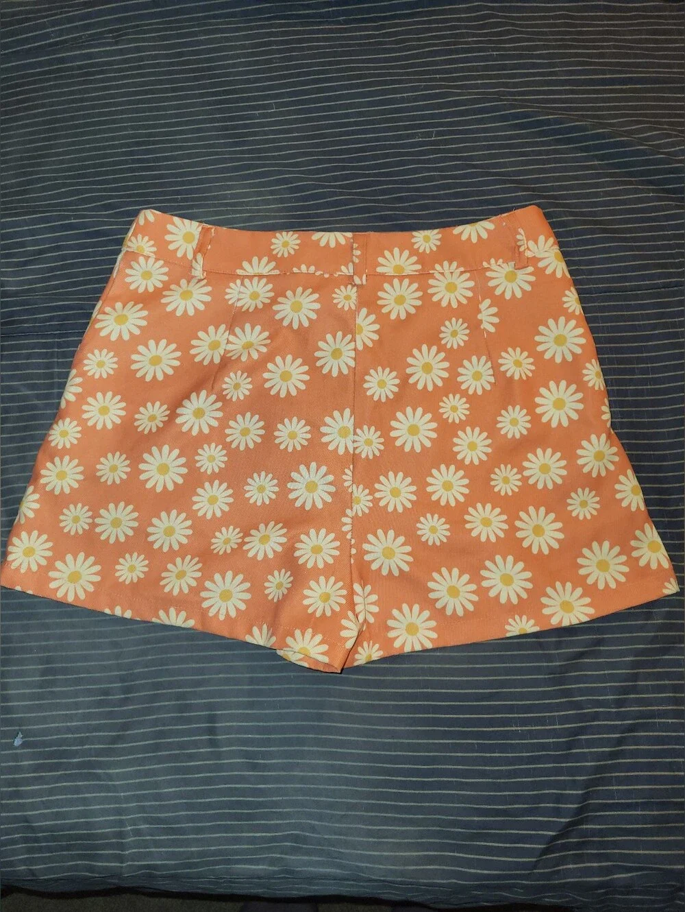 Shein Orange Daisy High Waisted Shorts Size Large Fits Like Medium